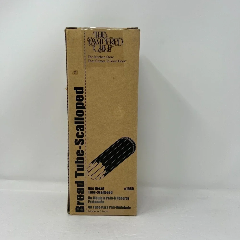 Pampered Chef 9 Inch Scalloped Bread Tube #1565 Metal Baking Tube Recipes